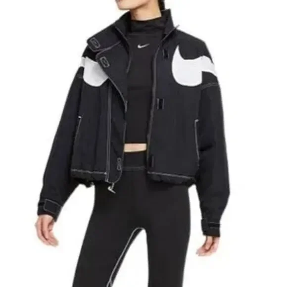 NIKE NEW Women’s Sportswear Swoosh Repel Woven Oversized Jacket NWT DR6132-010 - Picture 2 of 15